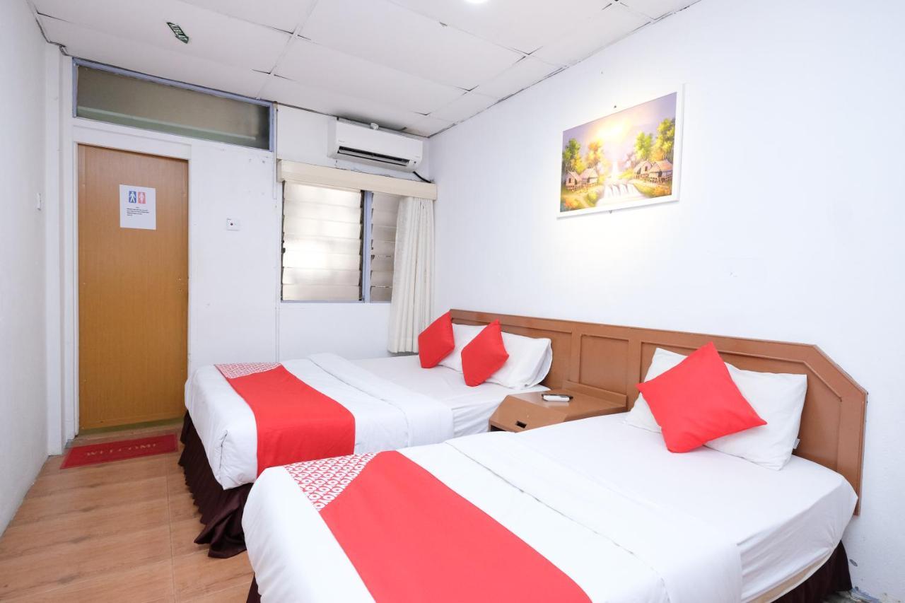 Oyo 715 Mr J Hotel Kota Bharu Bagian luar foto