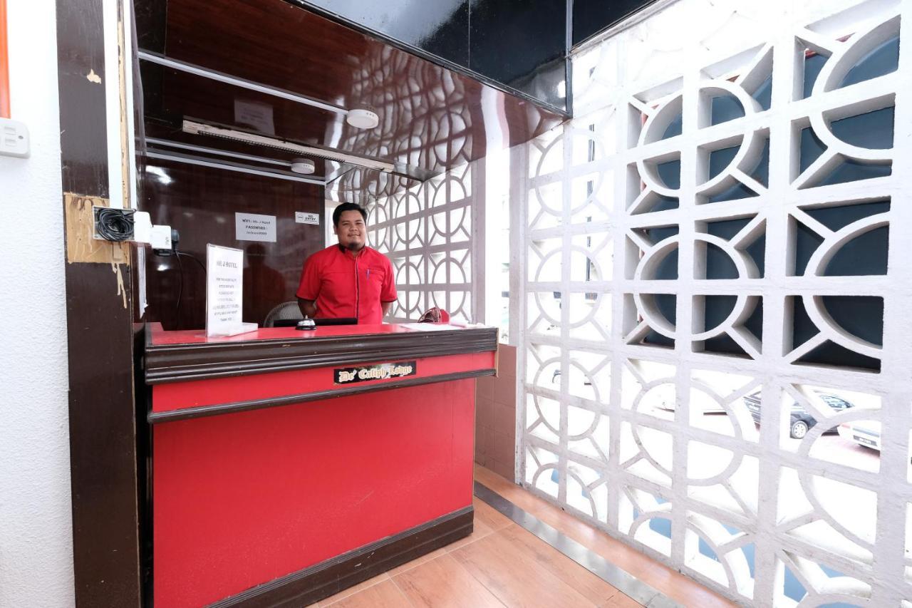 Oyo 715 Mr J Hotel Kota Bharu Bagian luar foto