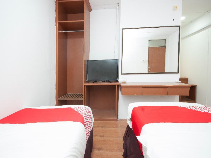 Oyo 715 Mr J Hotel Kota Bharu Bagian luar foto